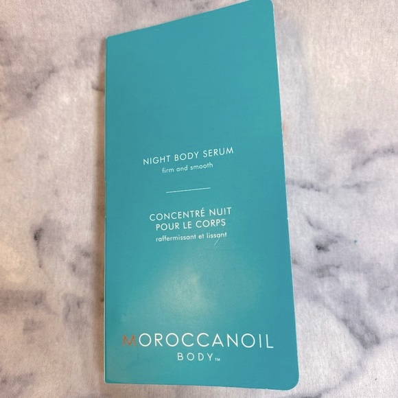 Moroccanoil Hair & Body Care Gift Set 3pc, Oil Treatment, Hydrating Mask, Serum - Picture 4 of 15